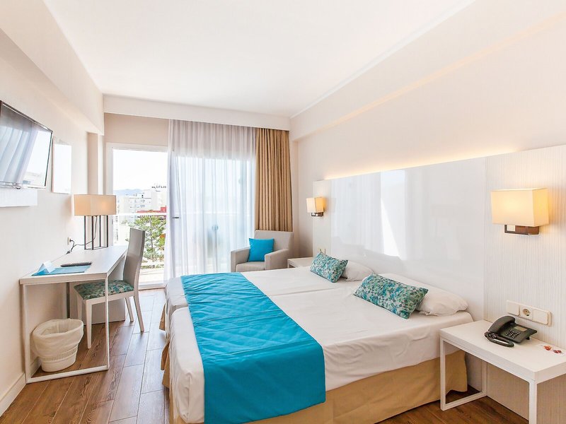 Blue Sea Cala Millor 27