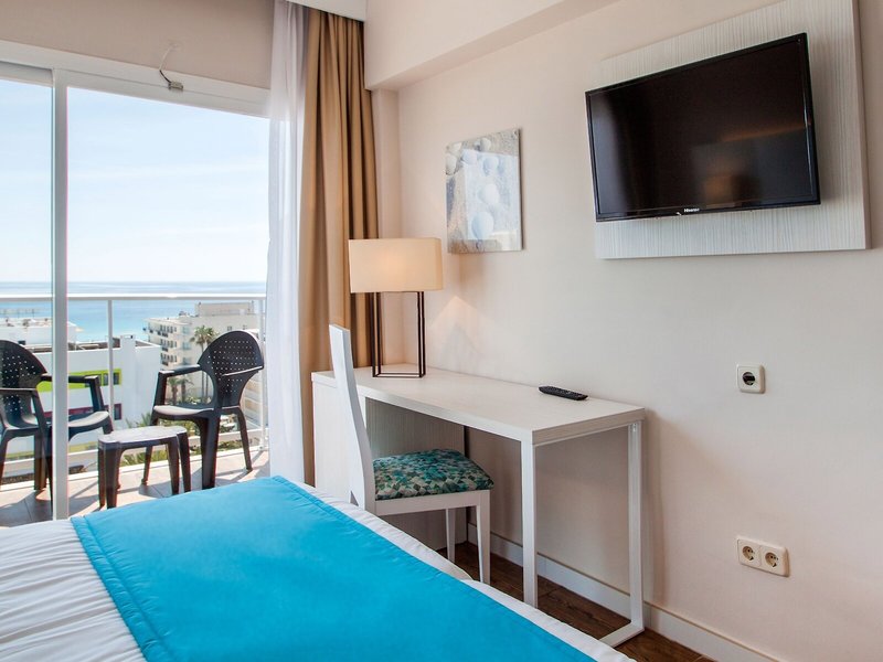 Blue Sea Cala Millor 28