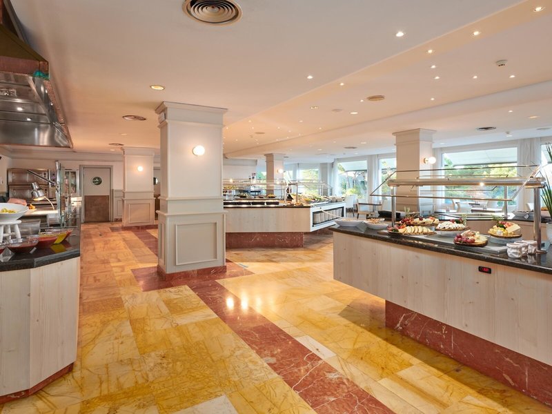 Grupotel Aguait Resort & Spa 19