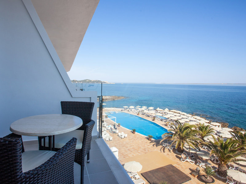 Grupotel Aguait Resort & Spa 36