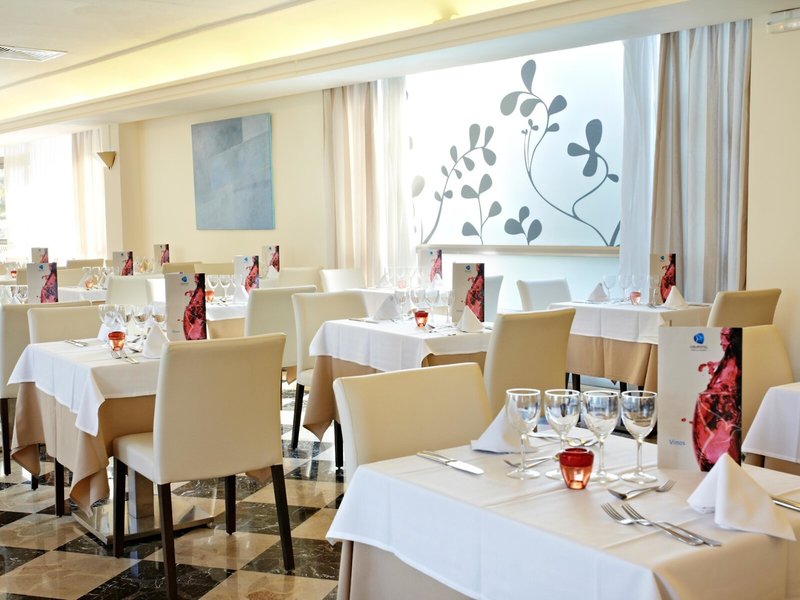 Grupotel Playa Camp de Mar 17 - Restaurant