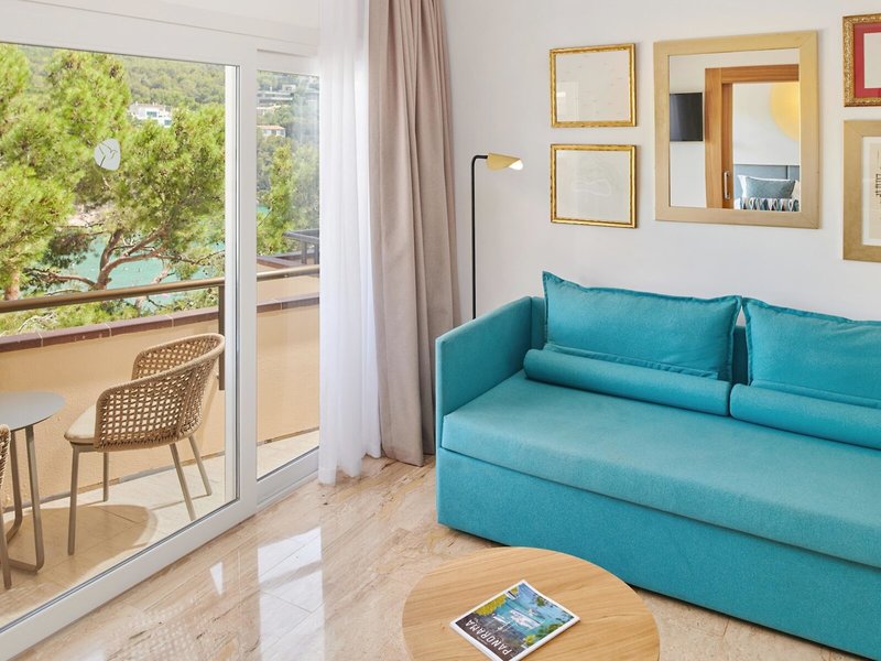 Grupotel Playa Camp de Mar 30 - Room Example