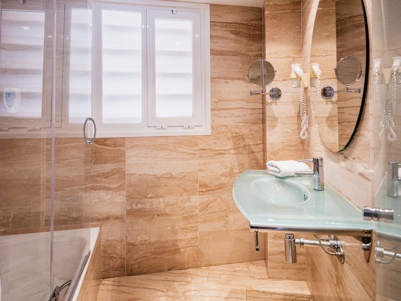 Grupotel Playa Camp de Mar 43 - Room Example