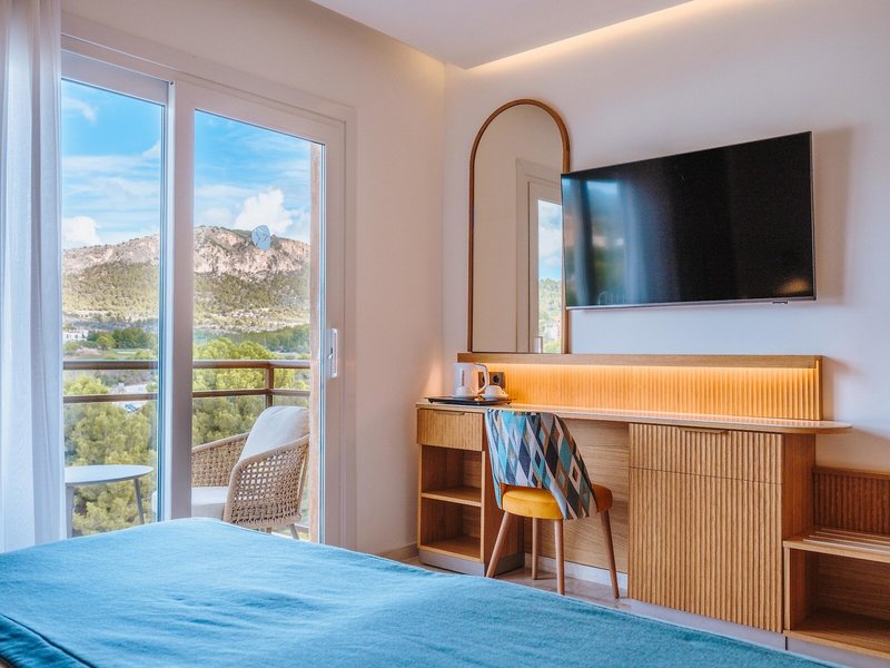 Grupotel Playa Camp de Mar 45 - Room Example