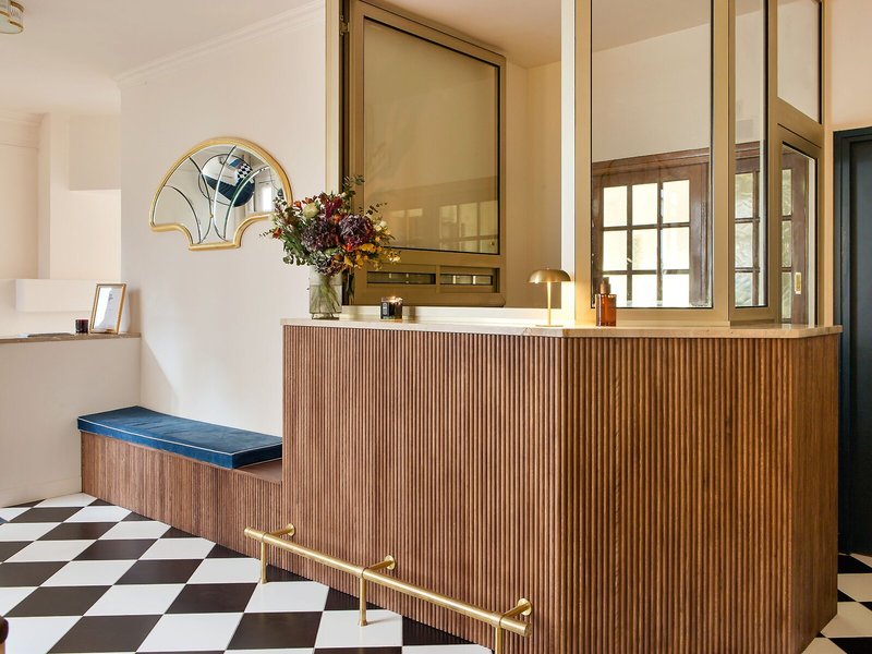 Hotel De La Comete 3