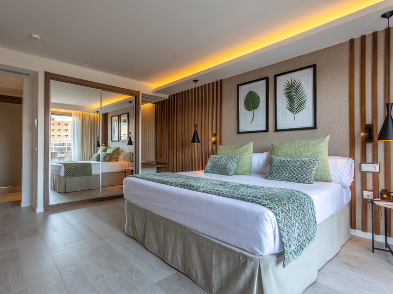 ZAFIRO Palace Palma Nova  36