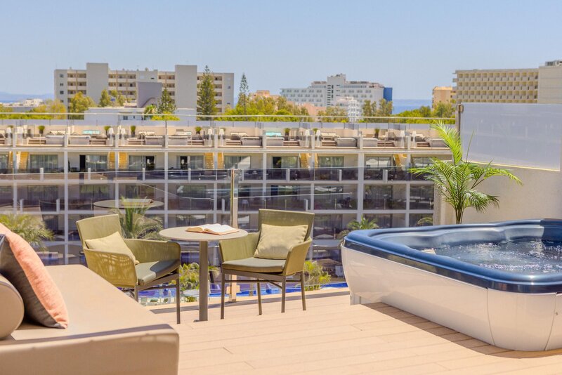 ZAFIRO Palace Palma Nova  73