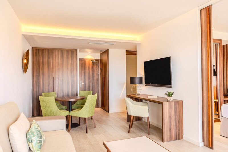 ZAFIRO Palace Palma Nova  75