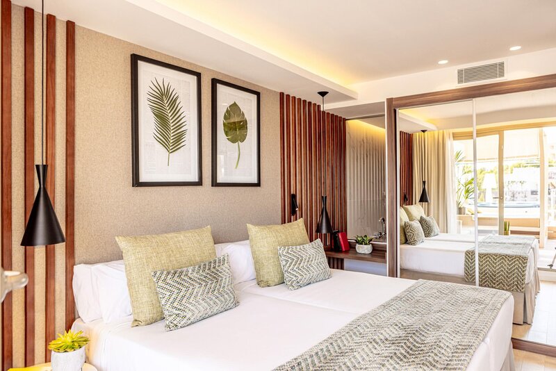 ZAFIRO Palace Palma Nova  82