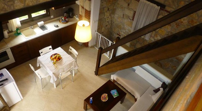 Pavloudis Apartments 2