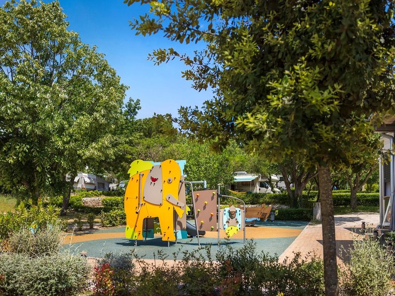 Veštar Campsite Mobile Homes 10