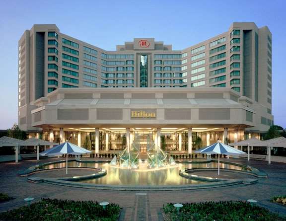 Hilton East Brunswick Hotel & Executive Meeting Center 1 - Exterior