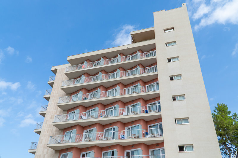 Hotel y Apartamentos Leman 4