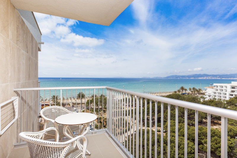 Hotel y Apartamentos Leman 14