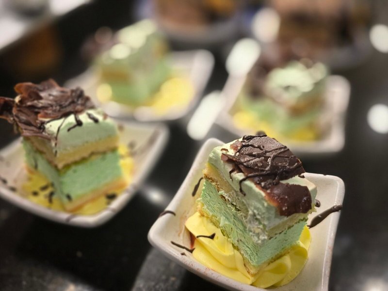 Hotel y Apartamentos Leman 18