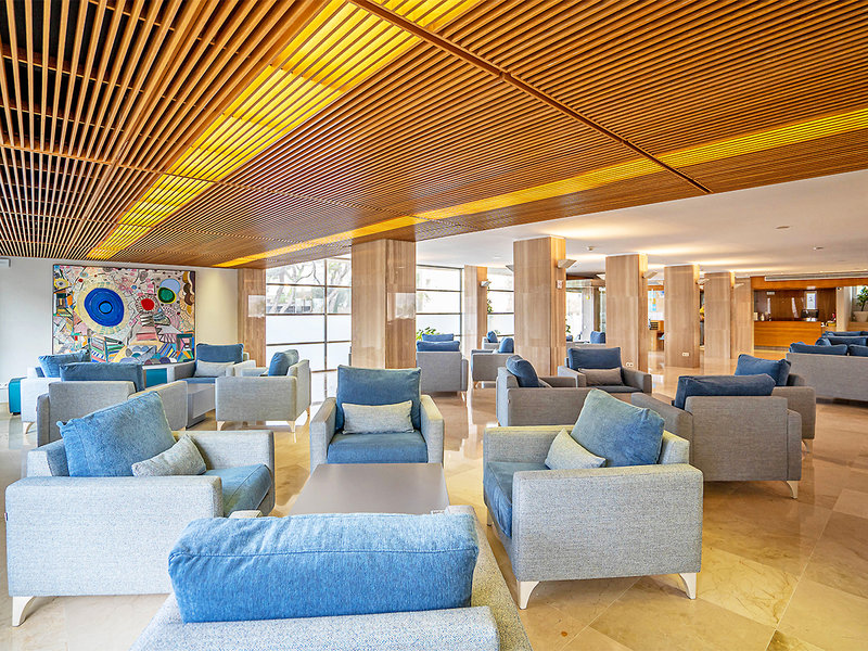 Hotel y Apartamentos Leman 7