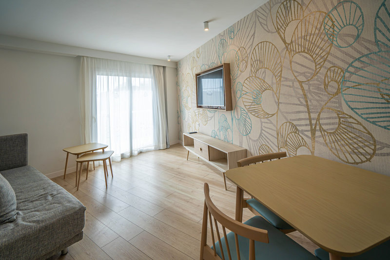 Hotel y Apartamentos Leman 12