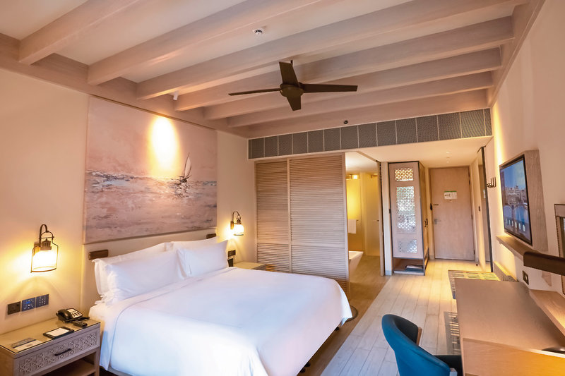 Saadiyat Rotana Resort & Villas 7