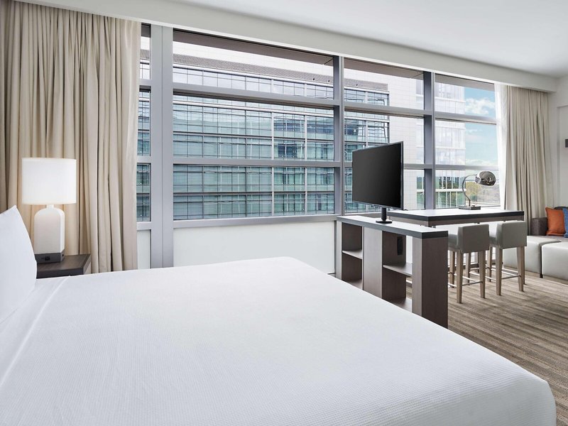 Hyatt House Washington DC / The Wharf 33