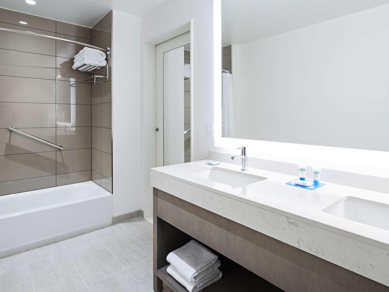 Hyatt House Washington DC / The Wharf 36