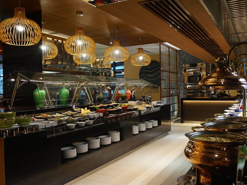 Pearl Rotana Capital Centre 6