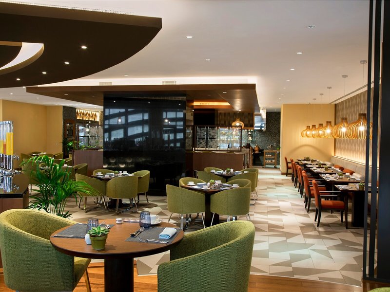 Pearl Rotana Capital Centre 7