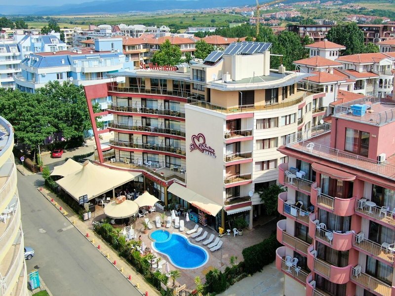 Saint Valentine 1 - Exterior