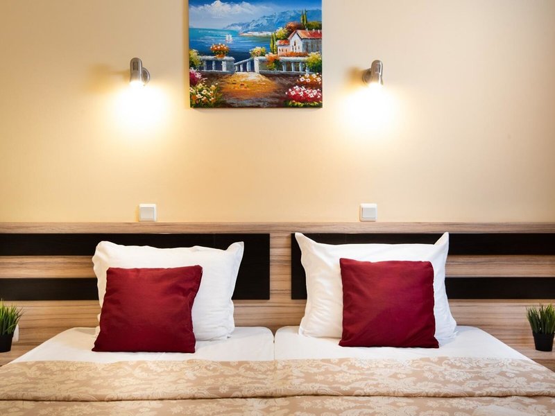 Saint Valentine 6 - Room Example