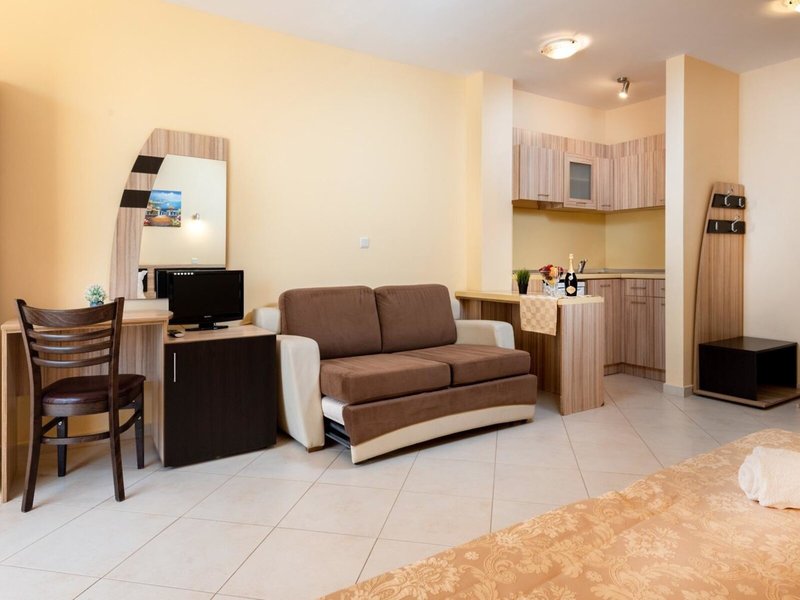Saint Valentine 7 - Room Example