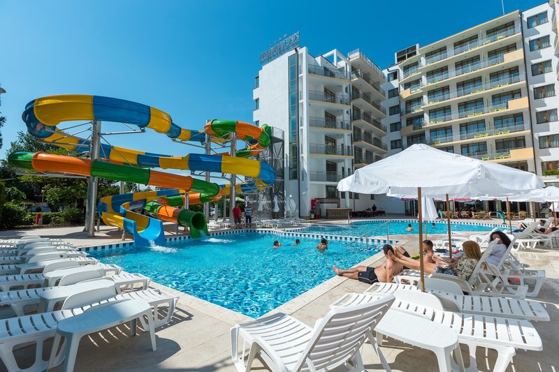 Best Western PLUS Premium Inn & Casino 2