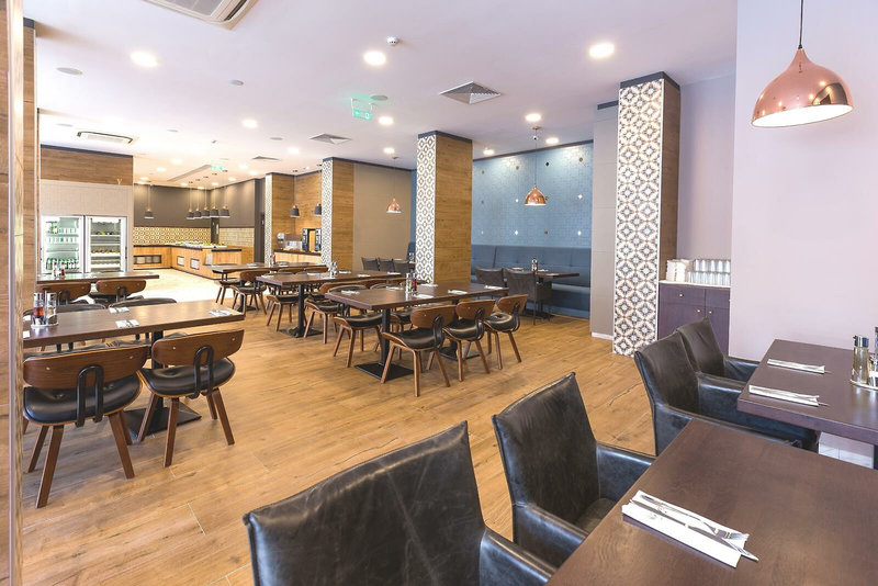 Best Western PLUS Premium Inn & Casino 7