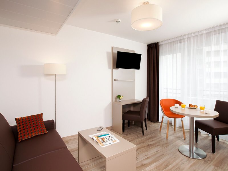 Residhome Paris Rosa Parks 4