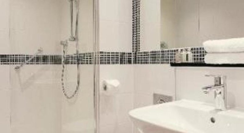 Marlin Aparthotel Waterloo 3
