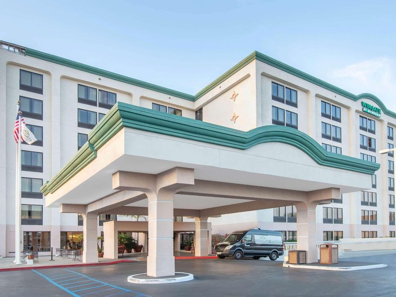 Wingate by Wyndham Los Angeles International Airport LAX