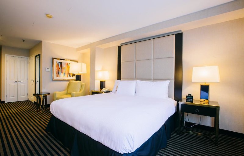 APA Hotel Woodbridge 1