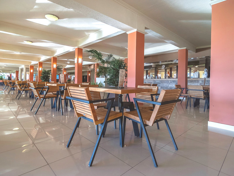 Messonghi Beach 26 - Restaurant