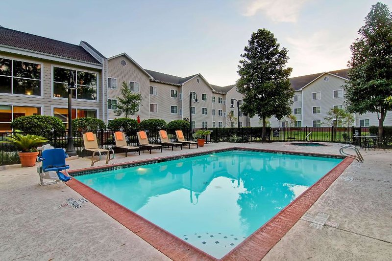Homewood Suites at Kingwood Parc 5