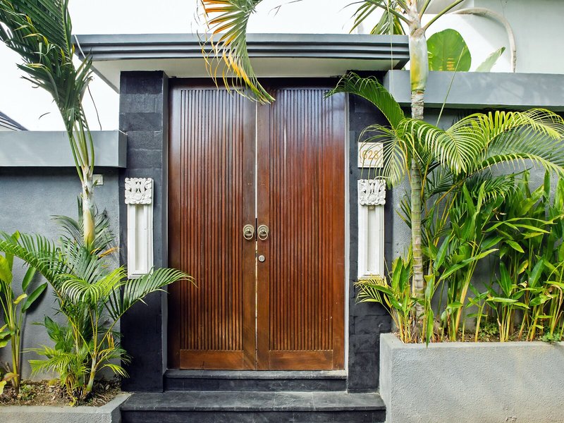 Grand Kesambi Resort & Villa 6