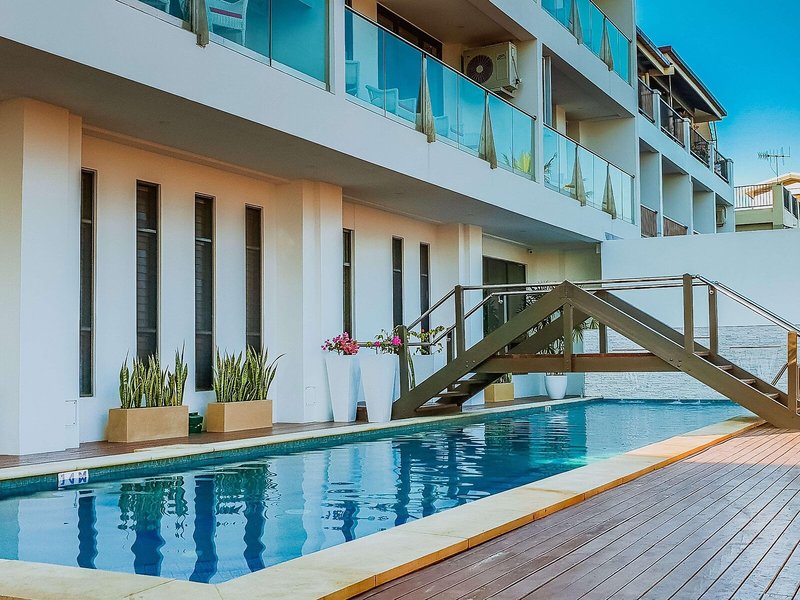 Ramada Suites Wailoaloa Beach Fiji 18