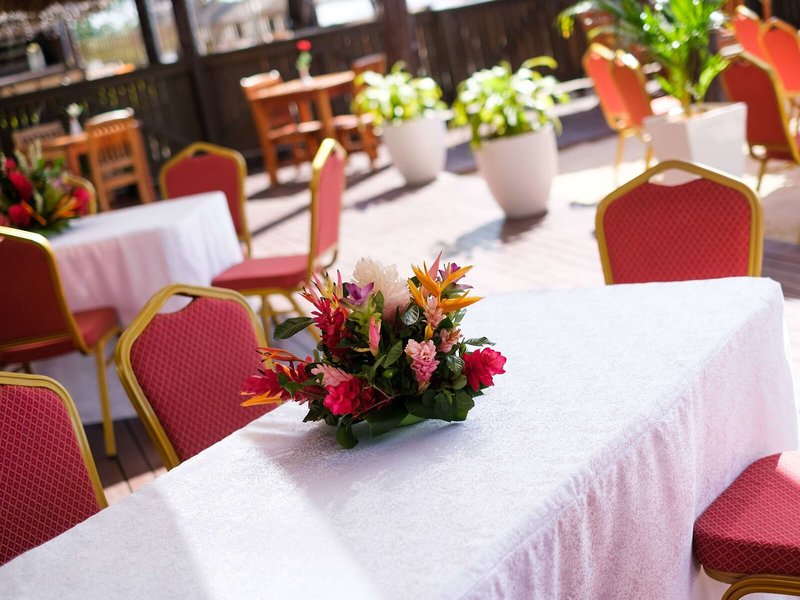 Ramada Suites Wailoaloa Beach Fiji 30