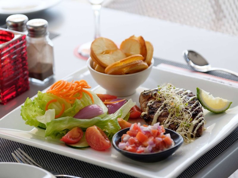 Ramada Suites Wailoaloa Beach Fiji 32
