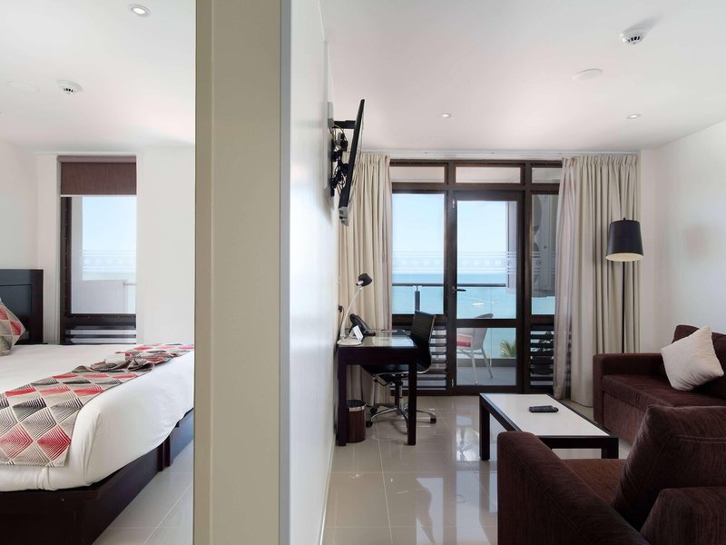 Ramada Suites Wailoaloa Beach Fiji 33
