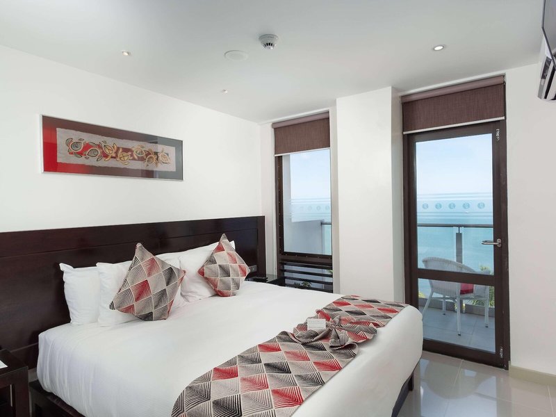 Ramada Suites Wailoaloa Beach Fiji 40