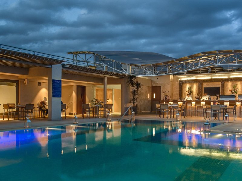 Crowne Plaza Nairobi Airport  12