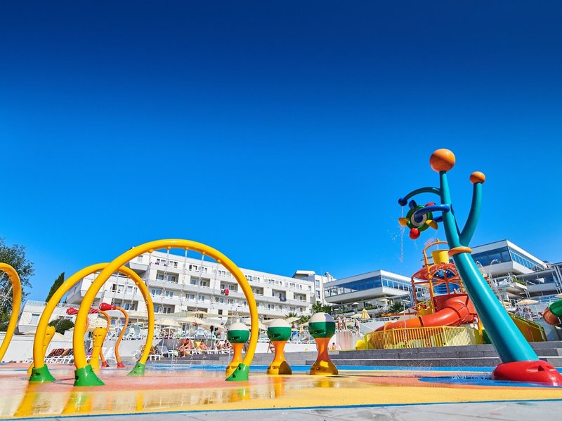 Zelena Resort - Hotel Delfin Plava Laguna 11 - Outdoor Pool