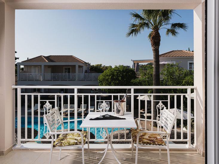 Aeolos Boutique Hotel & Suites 4