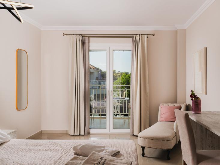 Aeolos Boutique Hotel & Suites 5