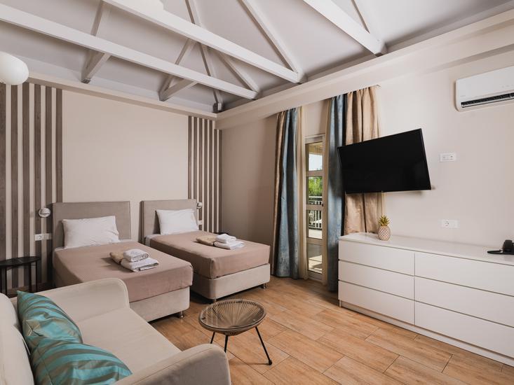 Aeolos Boutique Hotel & Suites 8