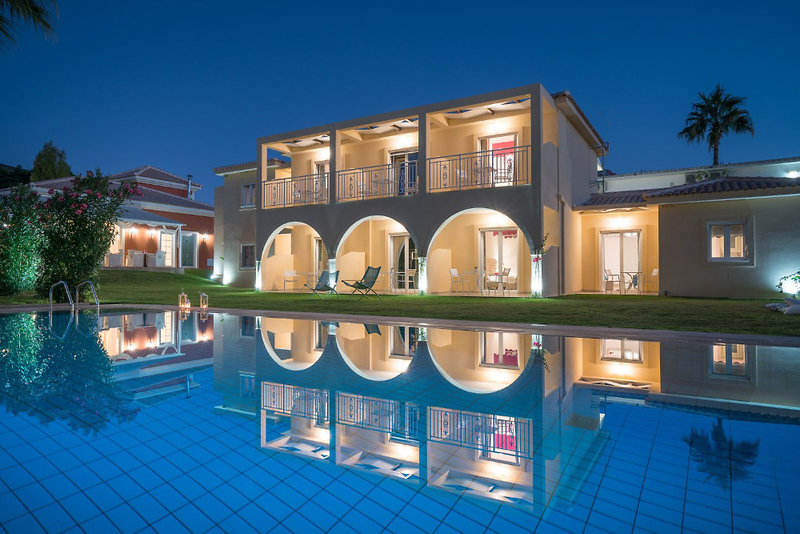 Aeolos Boutique Hotel & Suites 1