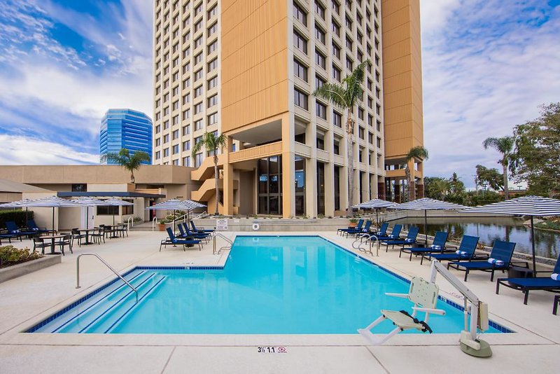 DoubleTree by Hilton Anaheim - Orange County